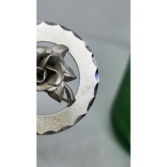 Rare Vintage Sterling Silver Floral Design Pin Flower Circle Brooch Lapel Pin - Picture 5 of 8